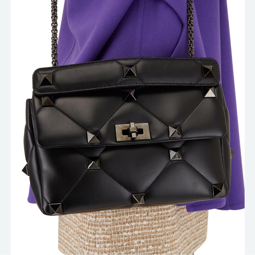 Valentino LARGE Roman stud bag. Black on black